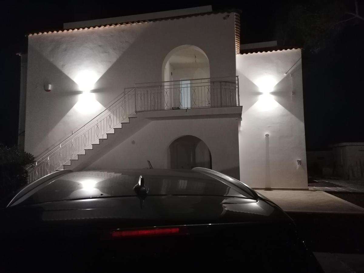 פנוסה Villa Per Vacanze Isola מראה חיצוני תמונה