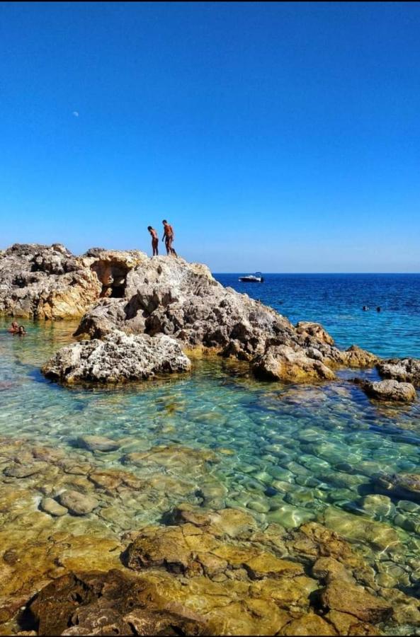פנוסה Villa Per Vacanze Isola מראה חיצוני תמונה